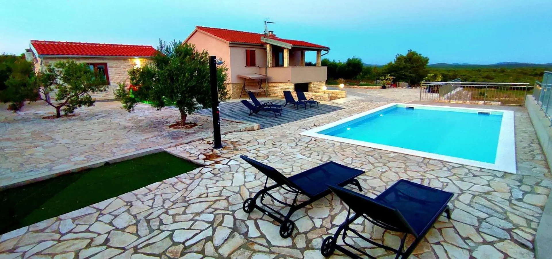 Holiday Home Gordana ドラゲ